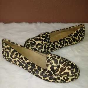 vionic larrun loafer leopard